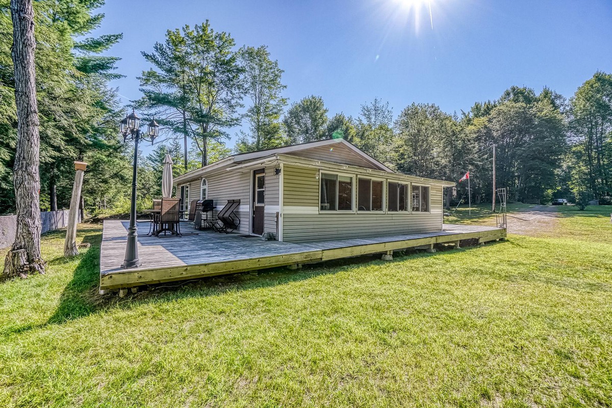 Maison de plainpied à vendre 141 Ch. des Rapides MansfieldetPontefract
