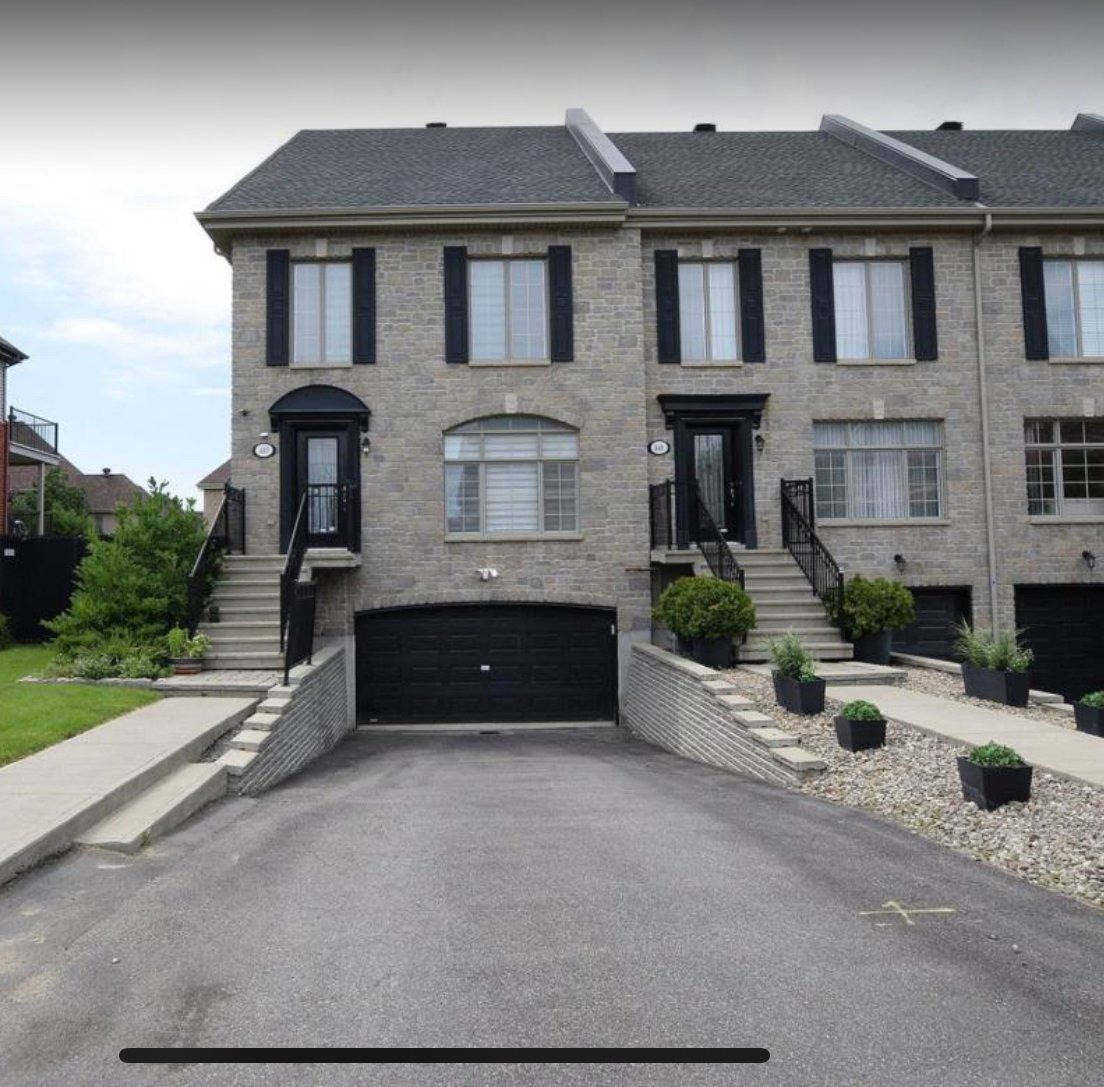 SOLD Two or more storey for sale 437 Rue ÉtienneLavoie Laval (SainteDorothée)