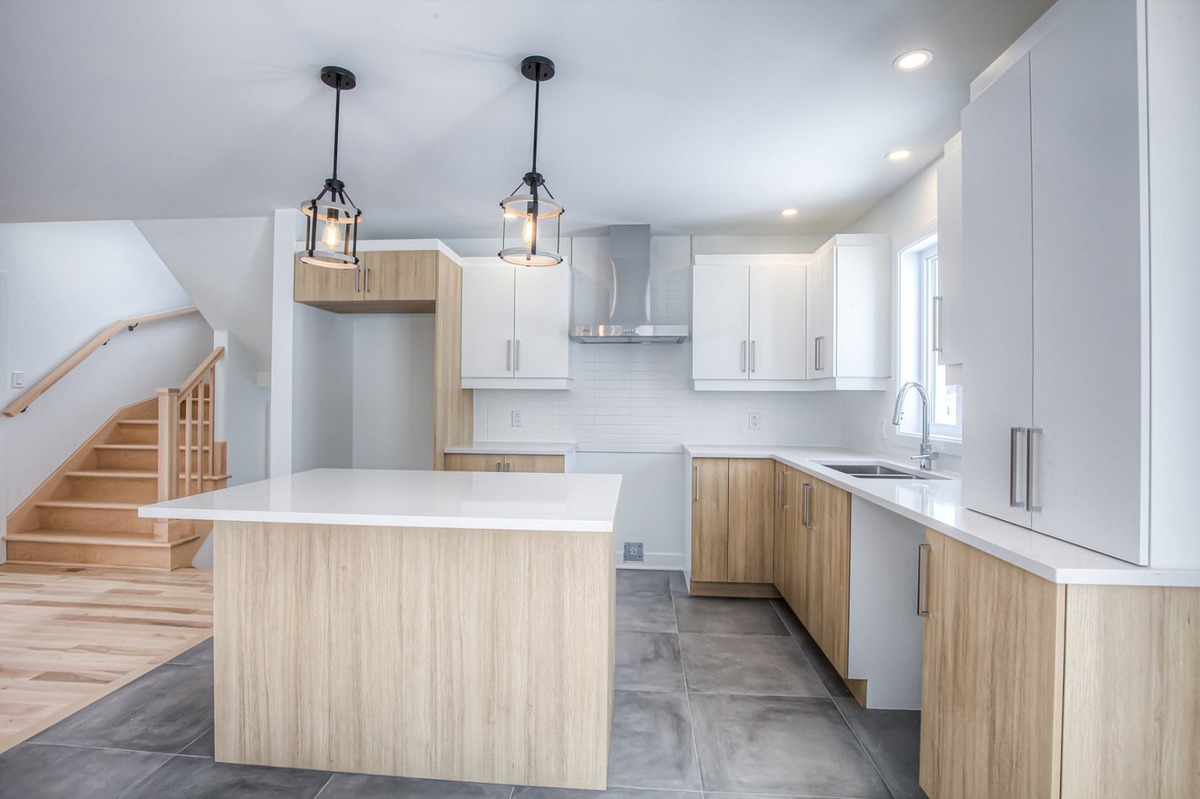 Maison à étages à louer 565 Av. de la Traversée SalaberrydeValleyfield