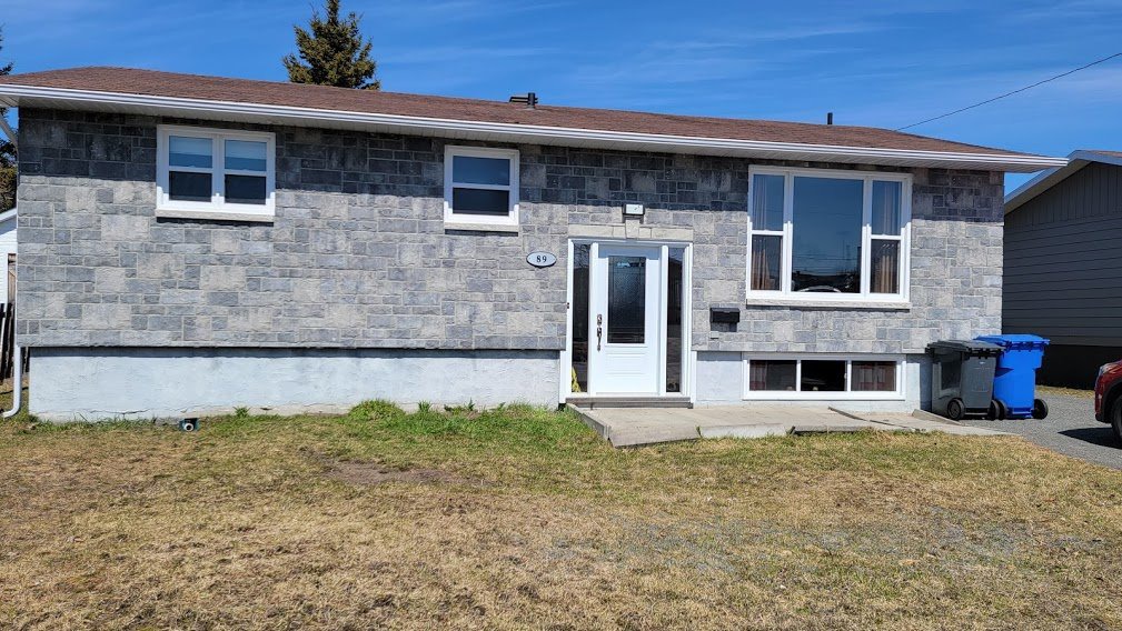 VENDU Maison de plainpied à vendre 89 Rue du Falkan SeptÎles