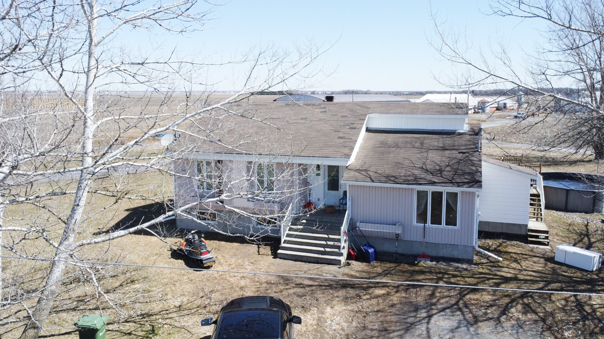 Maison de plainpied à vendre 147 4e Rang S., app. A SaintMarcelde