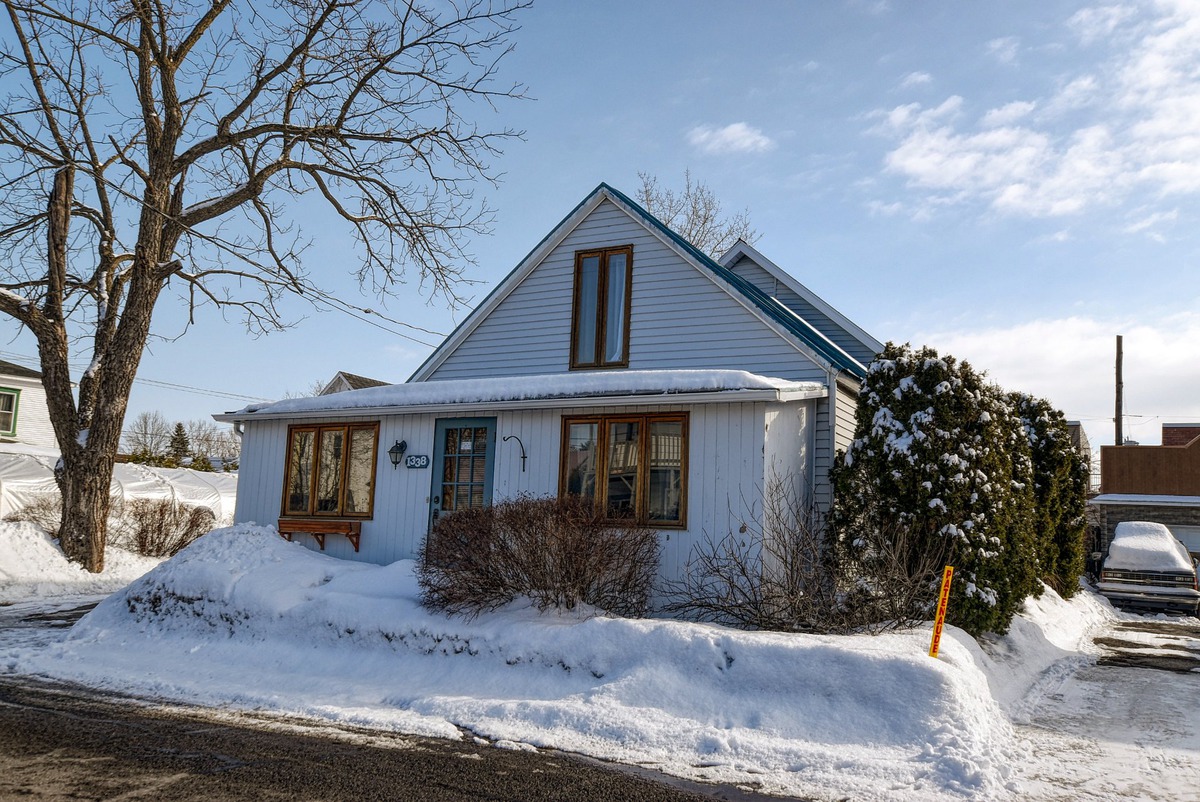 VENDU Maison à étages à vendre 1338 Rue Bouthillier Marieville