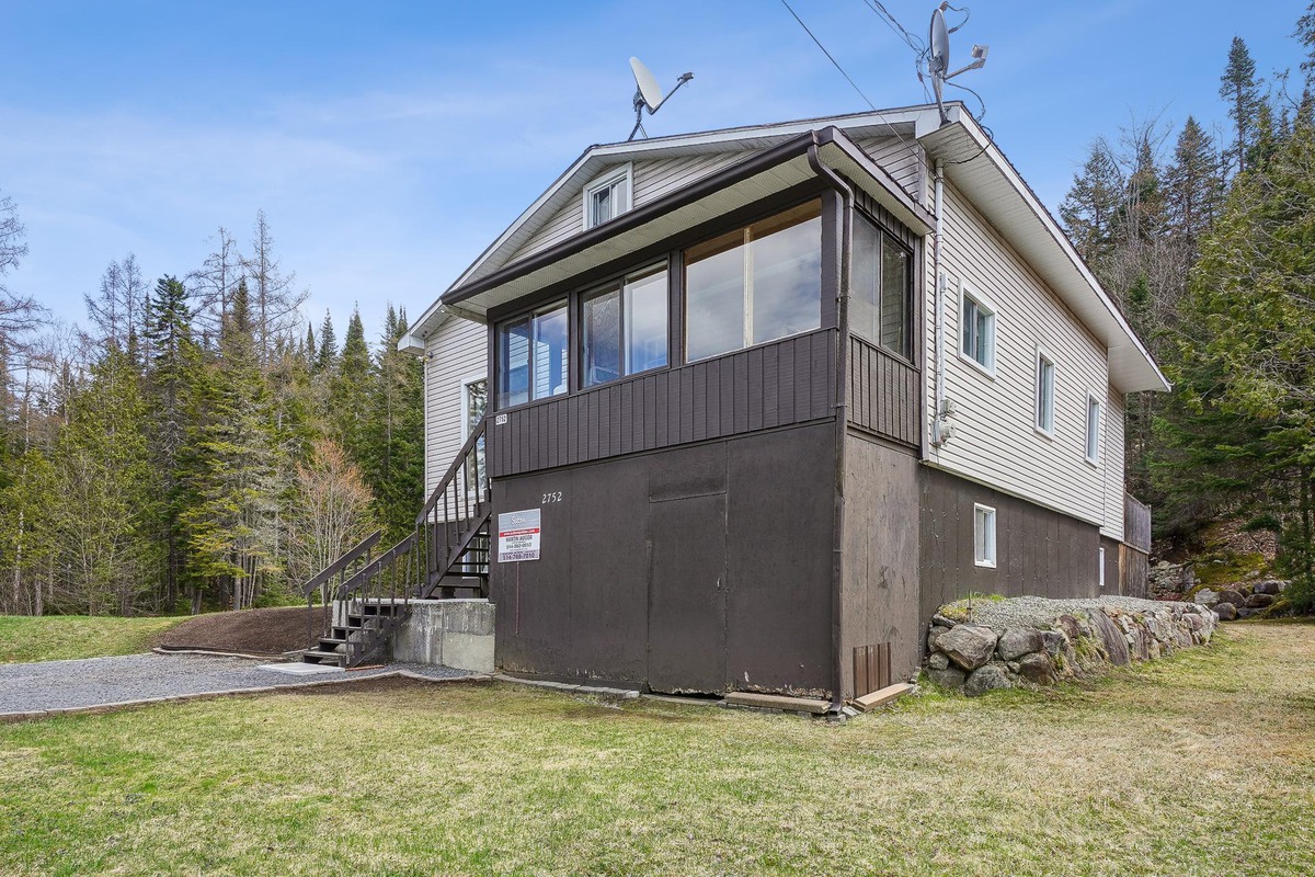 Maison de plainpied à vendre 2752 Ch. des Hauteurs SainteLuciedes