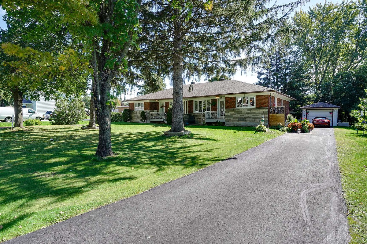 Duplex à vendre 49 51 Rue des Rigolets VaudreuilsurleLac