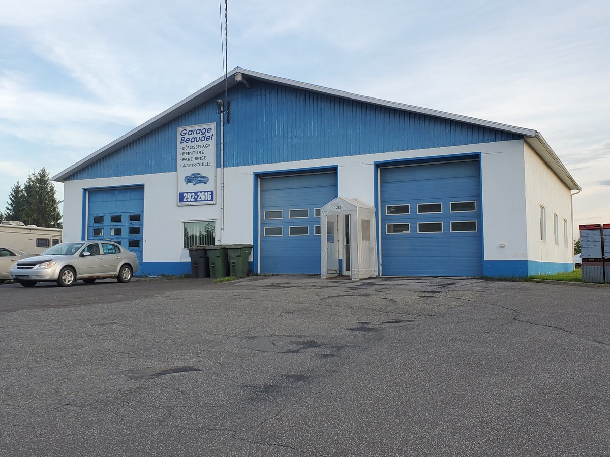Bâtisse commerciale/Bureau à vendre 265 Route MarieVictorin