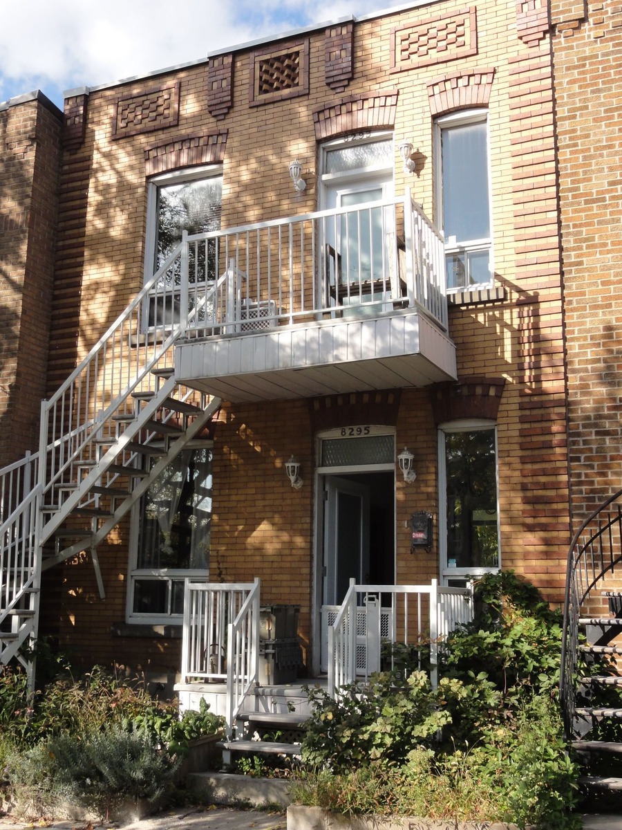 Duplex for sale 8293 8295 Rue Drolet Montréal (Villeray/Saint