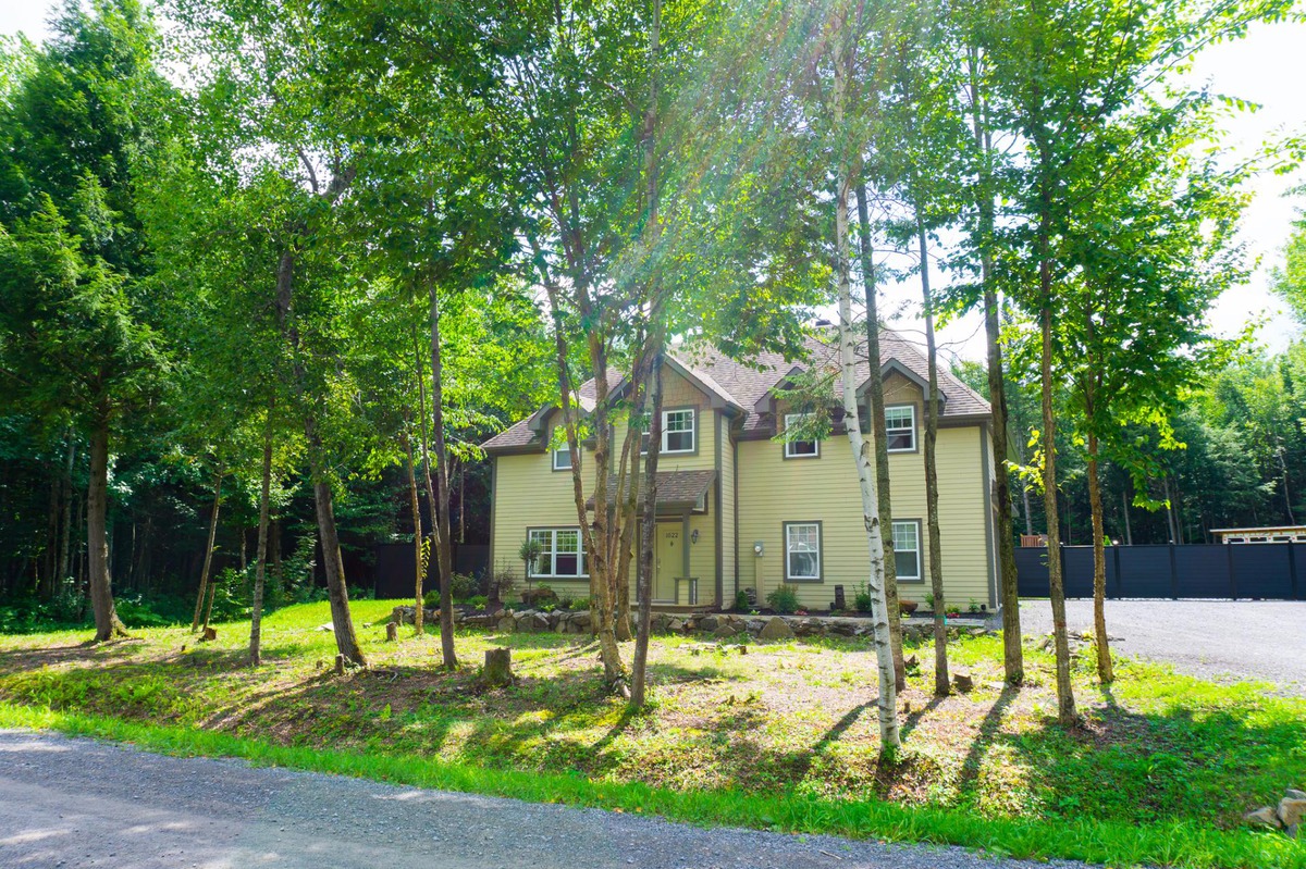 Maison à étages à vendre 1622 Rue Ariane SainteJulienne