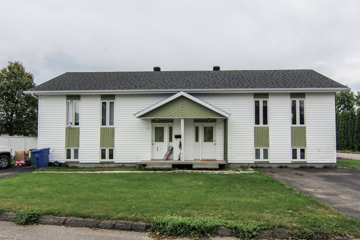 Maison à étages à vendre 6373 Rue Lapointe Saguenay (Laterrière)