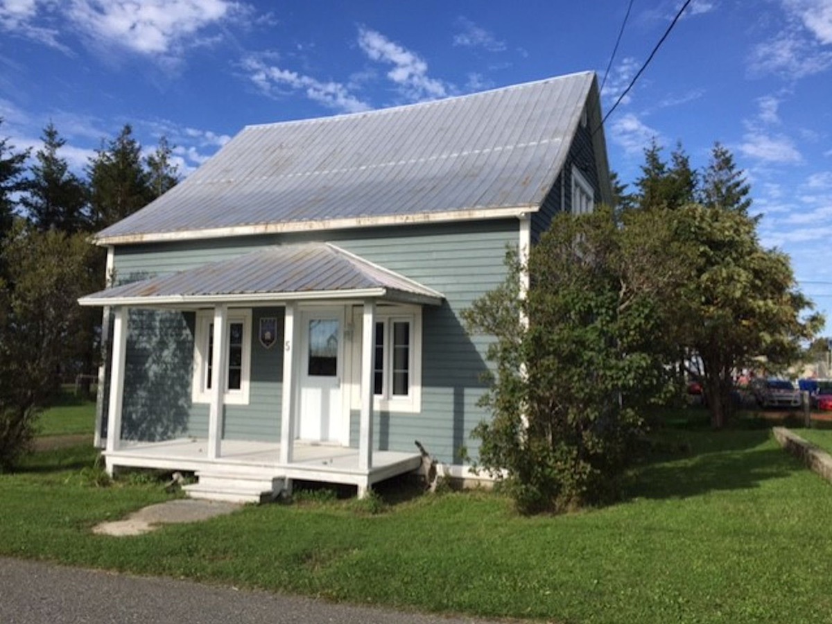 Maison à un étage et demi à vendre 5 Rue des Pins BaiedesSables