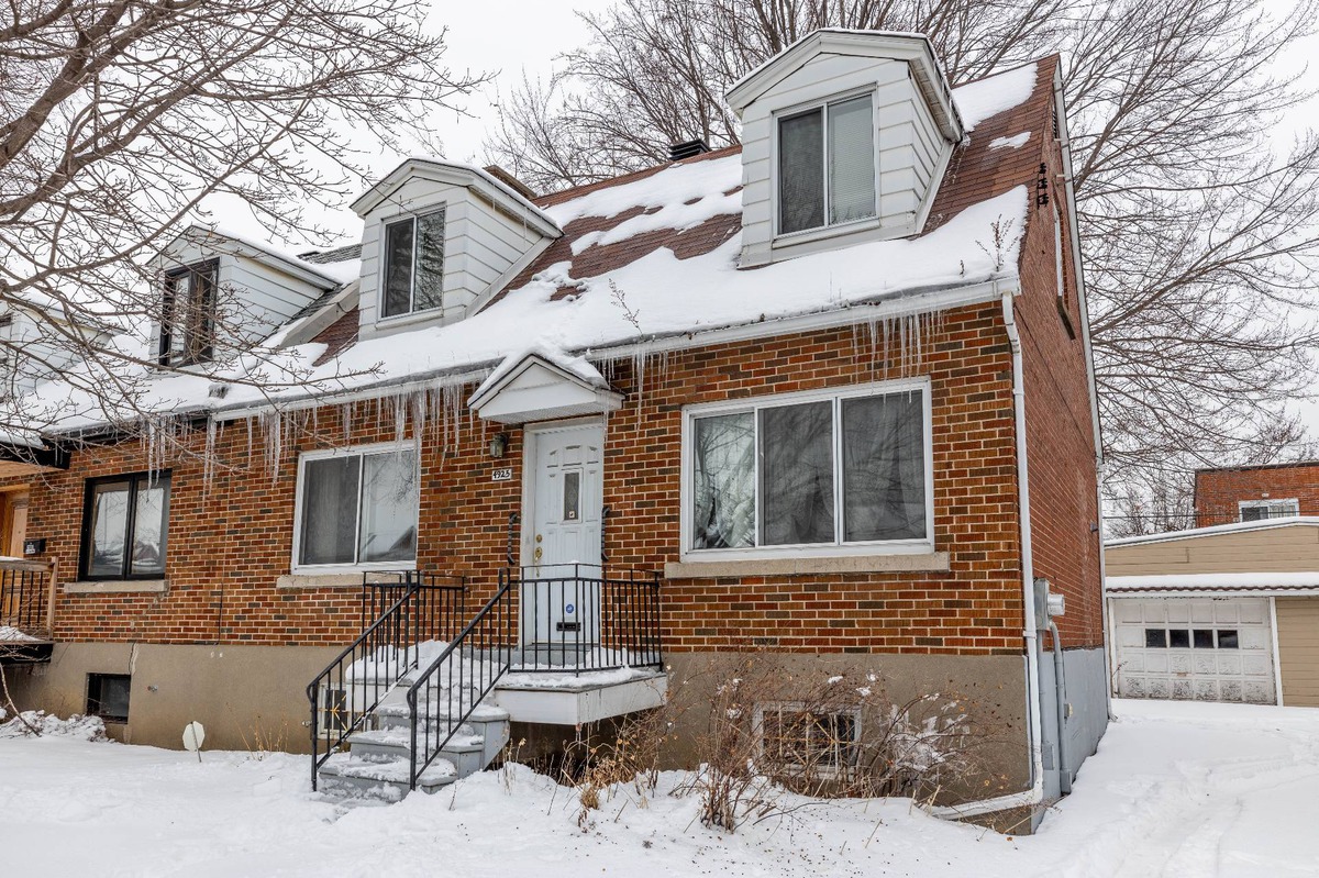 Maison à étages à vendre 4925 Boul. Cavendish Montréal (Côtedes