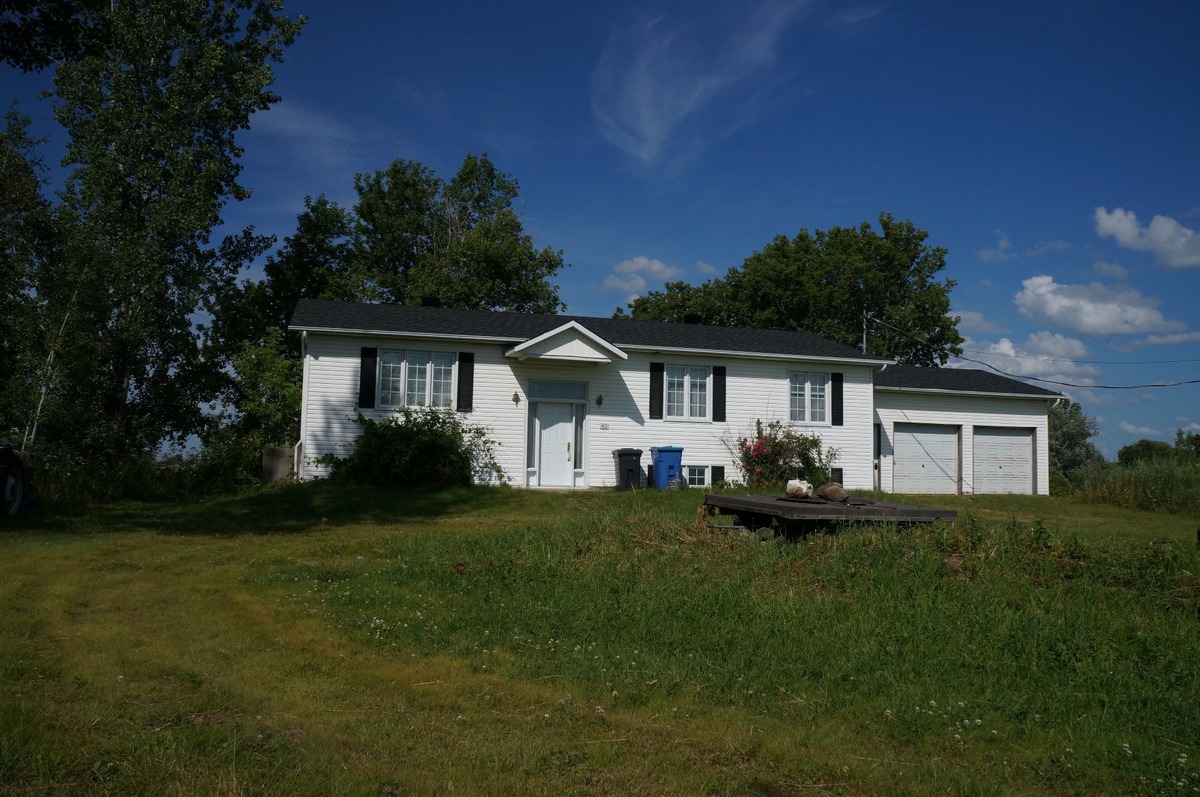 Fermette à vendre 40 Rg StJean SaintPatricedeSherrington