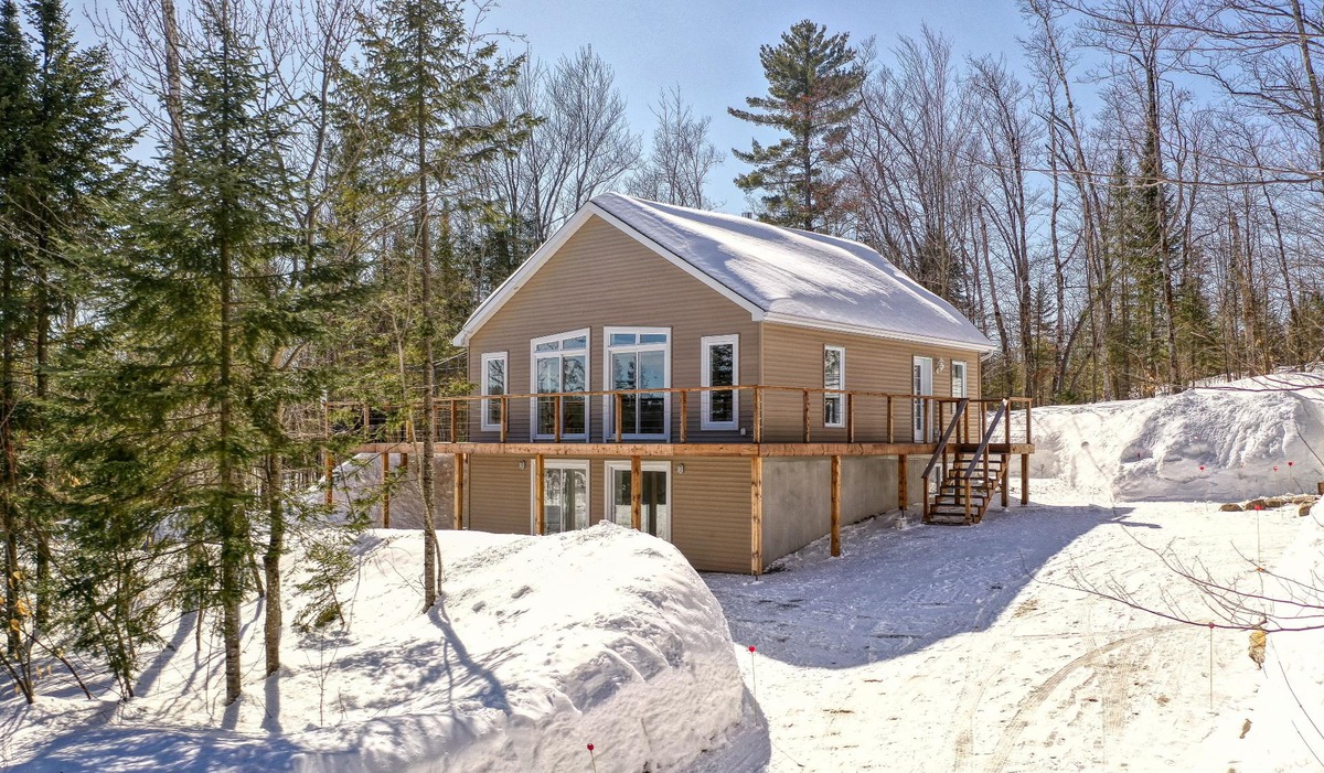 Maison de plainpied à vendre 8141 Av. des Capucins Chertsey