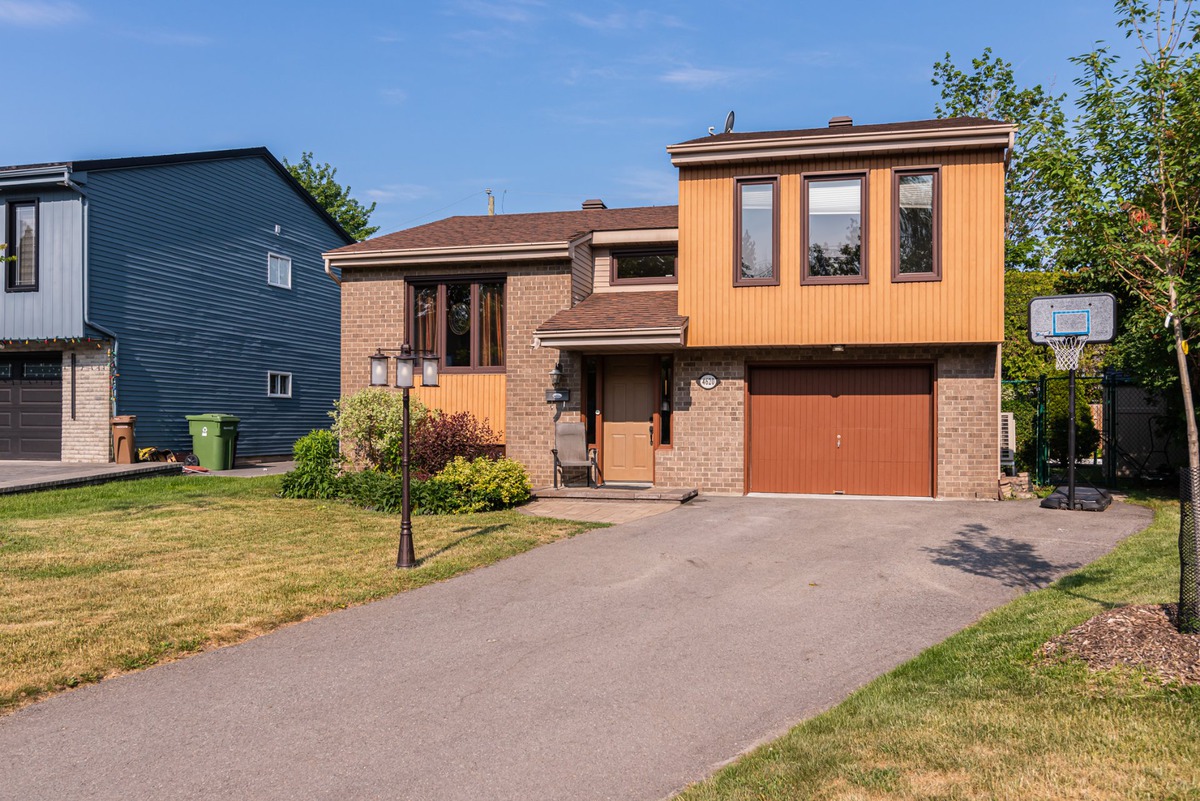 VENDU Maison à paliers multiples à vendre 4620 Rue Hilltop Montréal