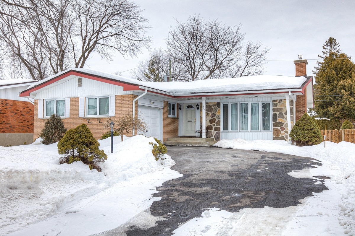 Maison de plainpied à vendre 347 Rue Barberry DollardDes Ormeaux