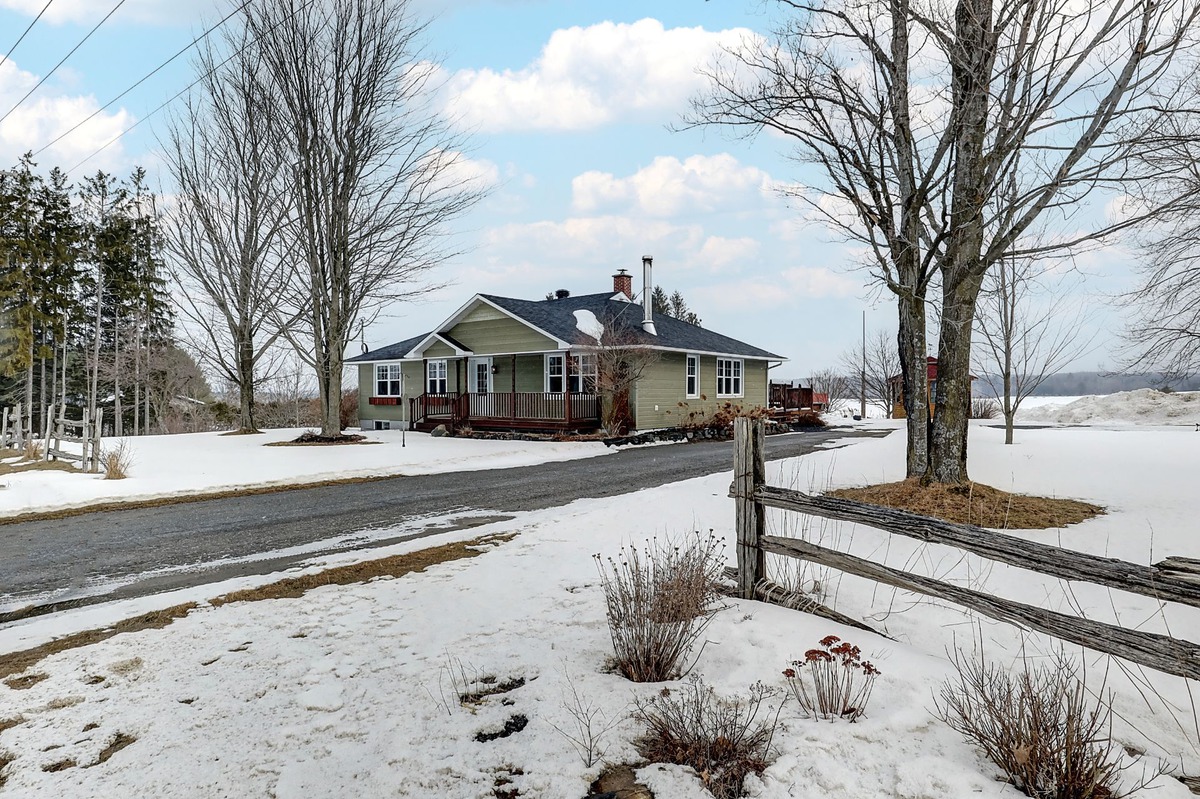 Fermette à vendre 391 11e Rang ValJoli