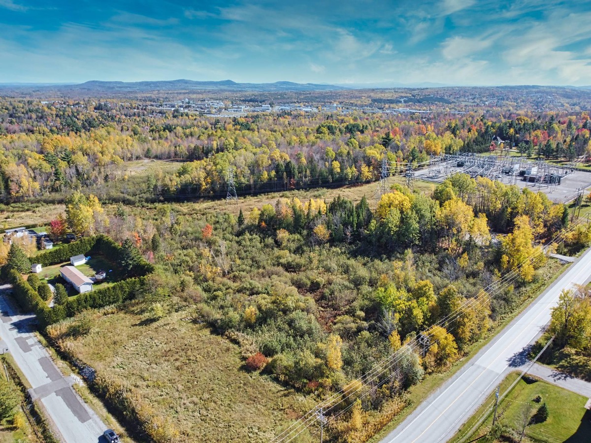 Terrain vacant à vendre Rue des Pins Magog