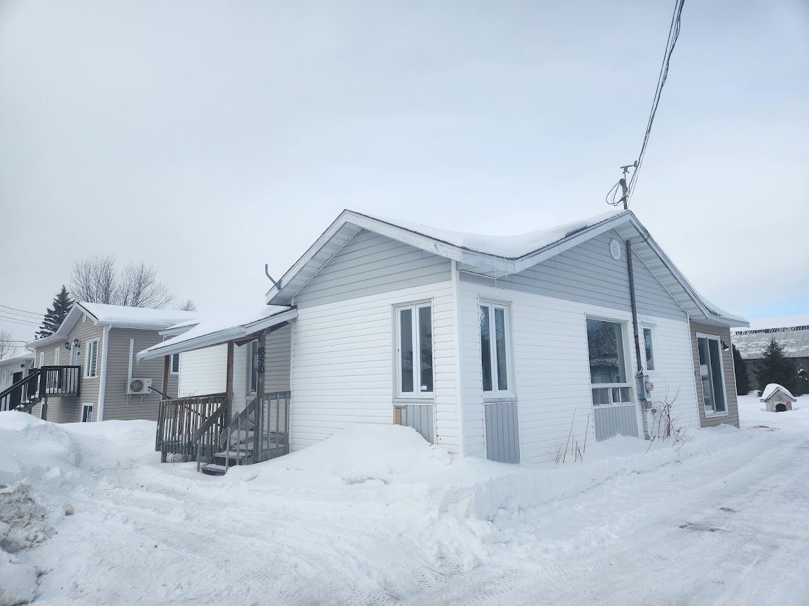 Maison de plainpied à vendre 850 Rue Gagnon SaintHonoré