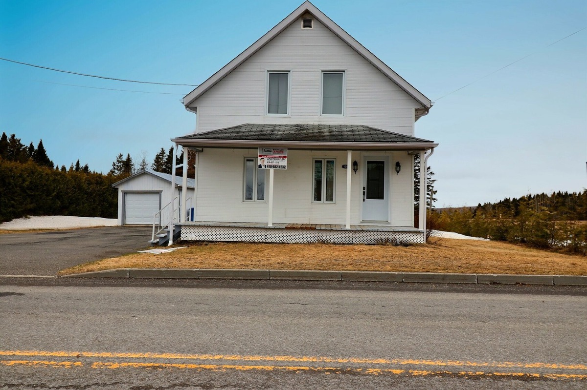 VENDU Maison à un étage et demi à vendre 139 Route Principale Saint