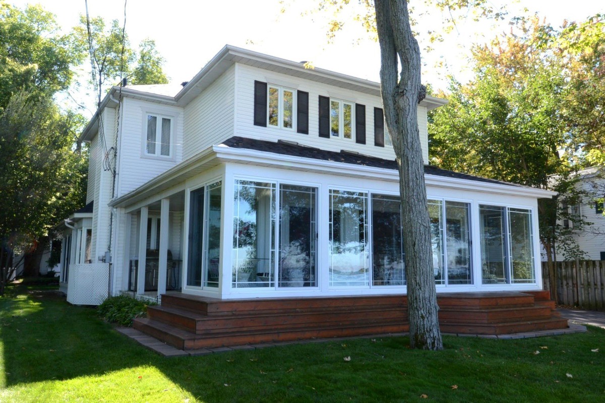 Maison à étages à vendre 72 Ch. du LacStLouis Léry