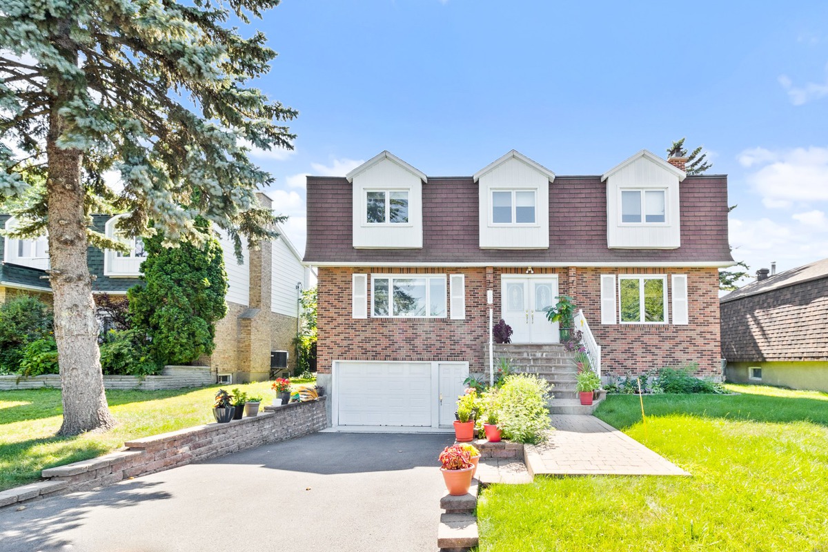 Maison à étages à vendre 1185 Rue Touchette Brossard