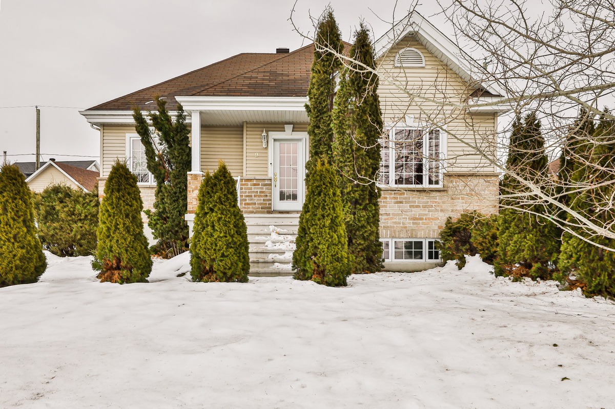 Maison de plainpied à vendre 9 Rue J.IsraëlTarte Lanoraie