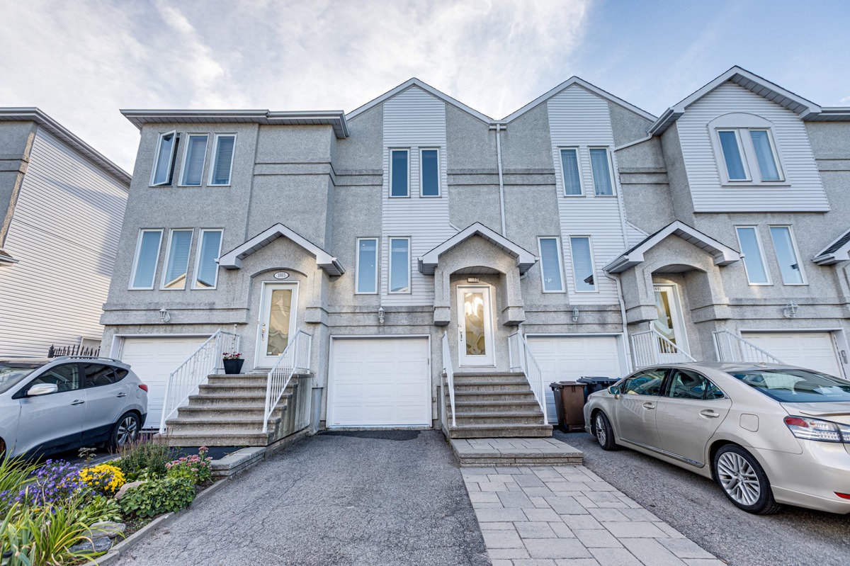 Maison à étages à vendre 1663 GrandeAllée Terrebonne (Lachenaie)
