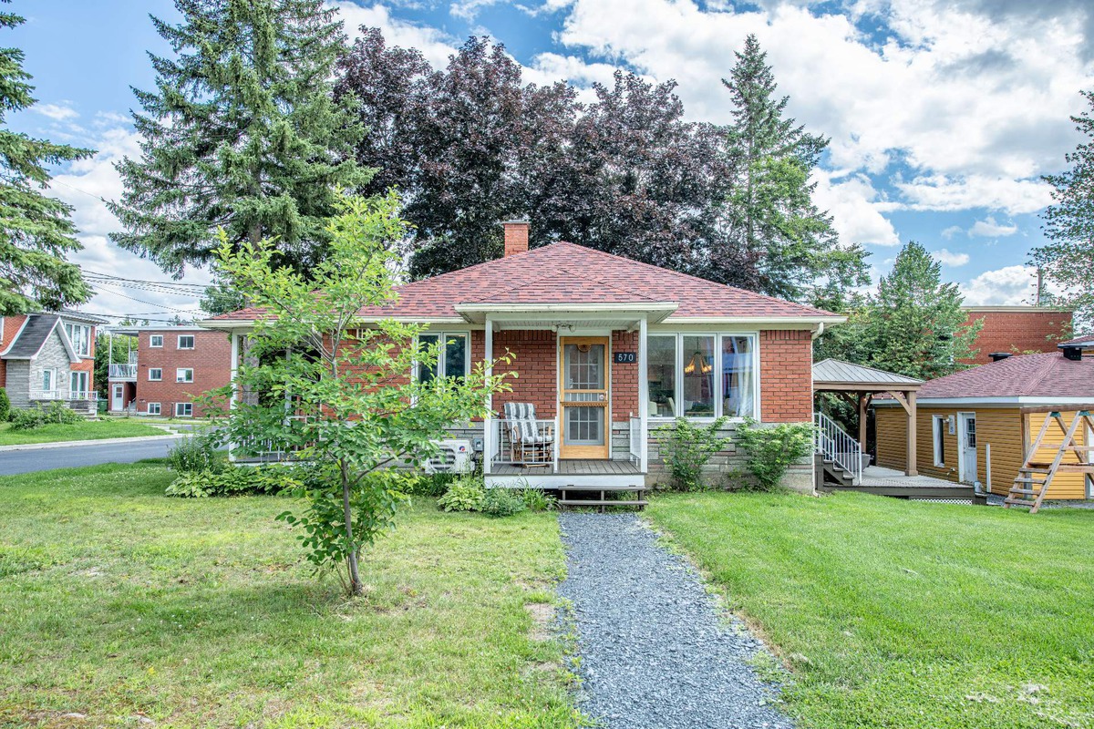 Maison de plainpied à vendre 570 Rue ZéphirinCormier Sherbrooke
