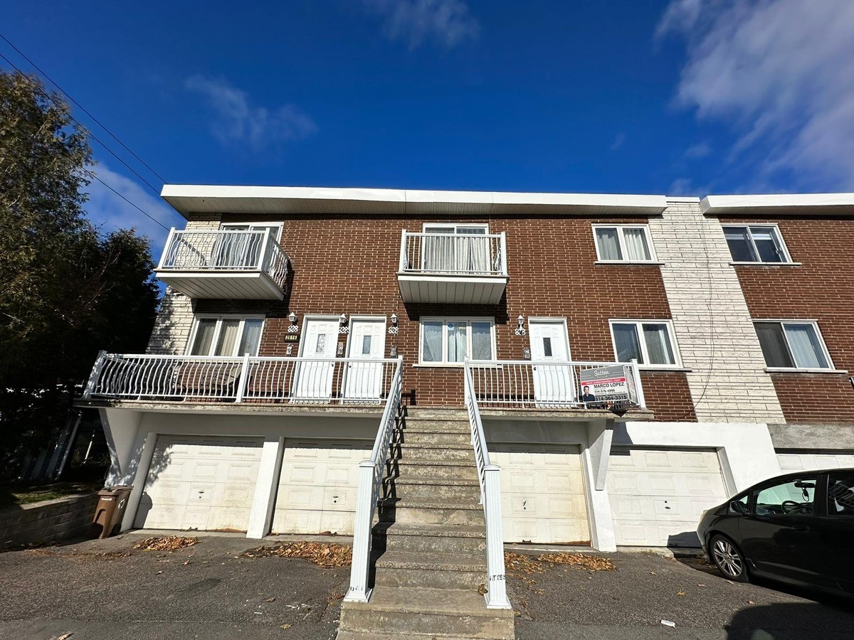 Quadruplex for sale 2810 2816 Rue Rathwell Montréal (Lachine)