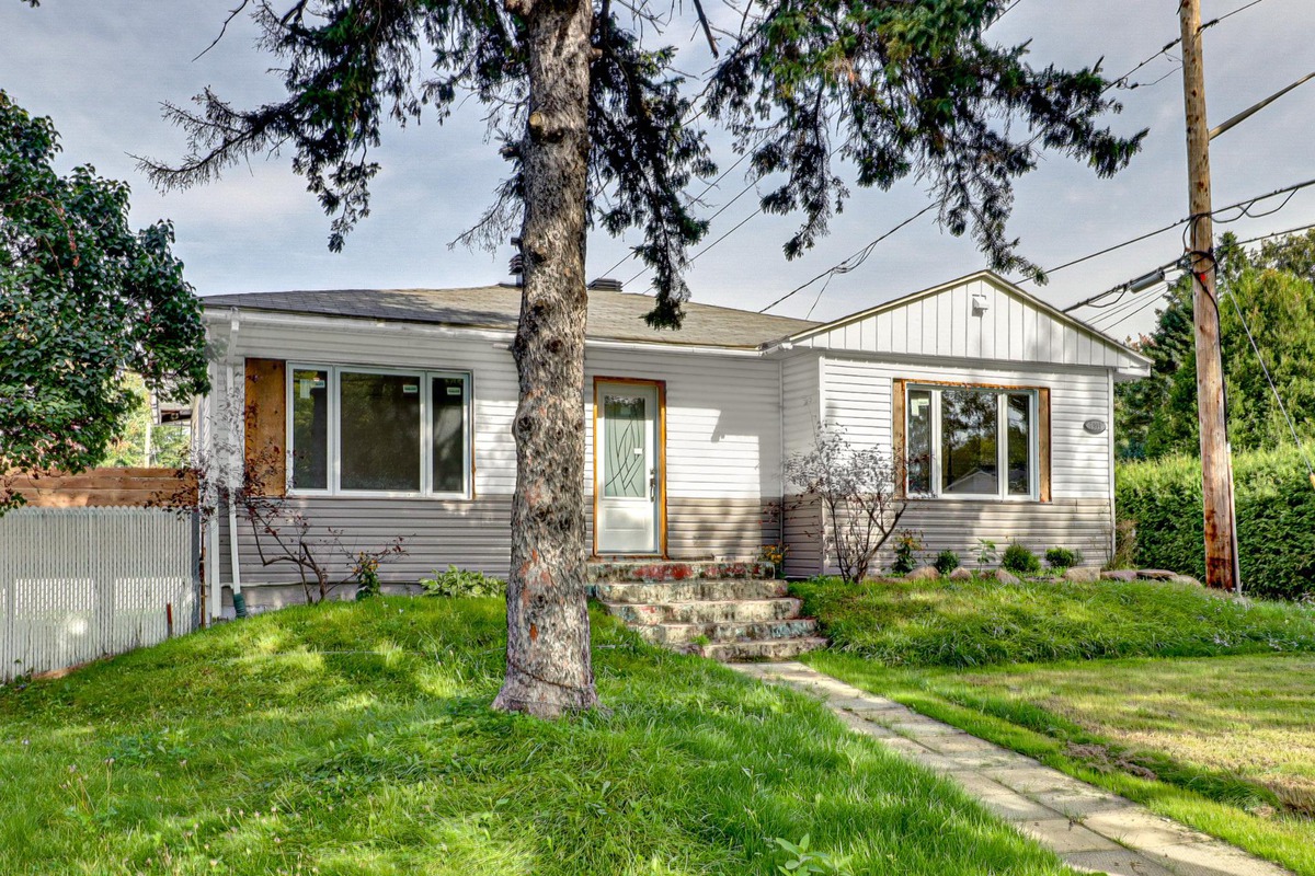 Maison de plainpied à vendre 7995 Boul. ArthurSauvé Laval (LavalOuest)