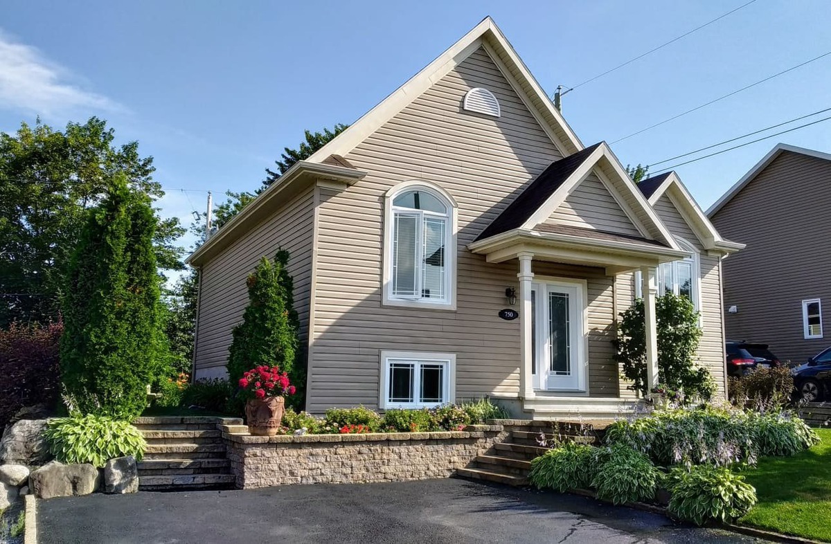 vente maison rue achat maison rue Hands Onholi