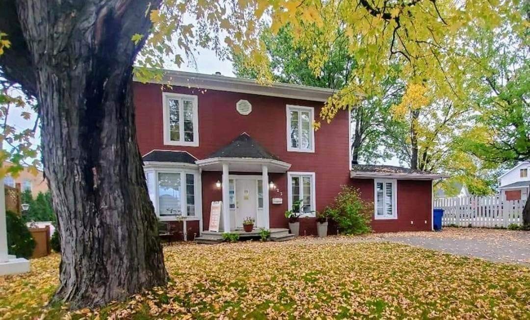Maison à étages à vendre 925 927 Boul. StJoseph Roberval
