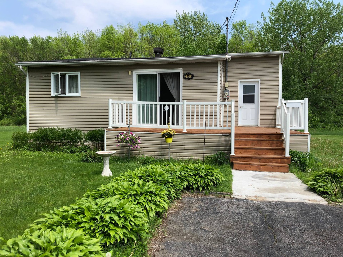 VENDU Maison de plainpied à vendre 2238 Rue Guy