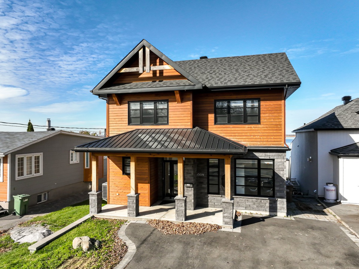 Maison à étages à vendre 1509 Ch. du LacStLouis Léry