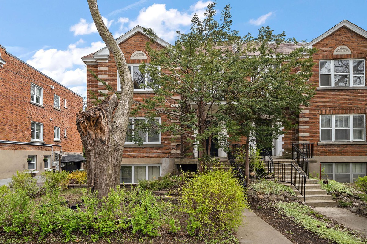 Apartment for sale 4762 Boul. ÉdouardMontpetit Montréal (Côtedes