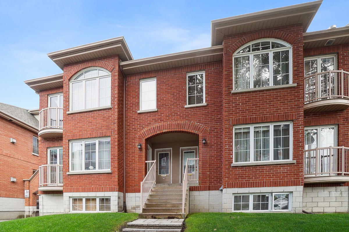 Two or more storey for sale 377 Rue Ouimet Montréal (SaintLaurent