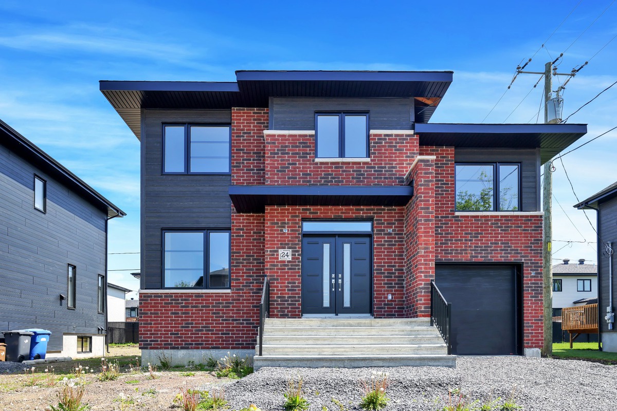 Maison à étages à vendre 24 Rue GuyLauzon CoteauduLac