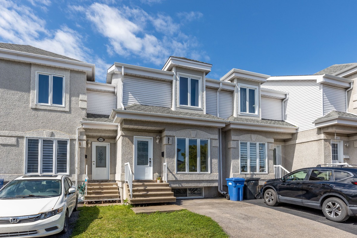 VENDU Maison à étages à vendre 700 Rue Valois, app. 4 VaudreuilDorion