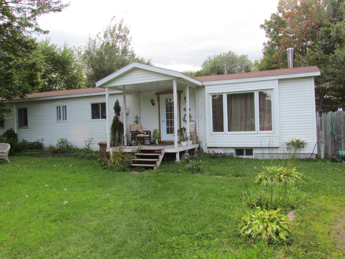 Maison mobile à vendre 2400 Rue Karine Terrebonne (La Plaine)