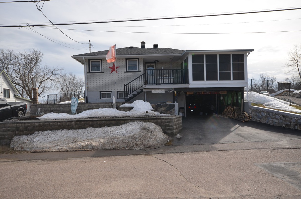 Maison de plainpied à vendre 29 Rue Nelson PortageduFort