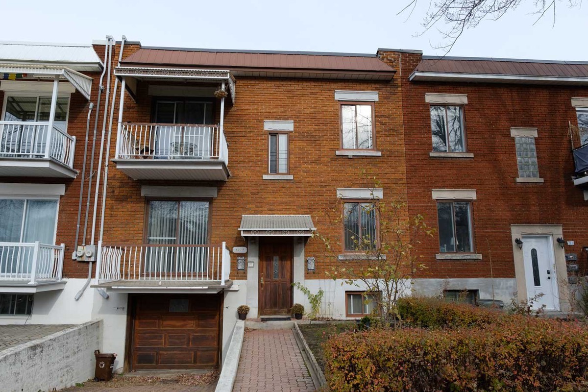 VENDU Duplex à vendre 7279 Rue Fabre Montréal (Villeray/Saint
