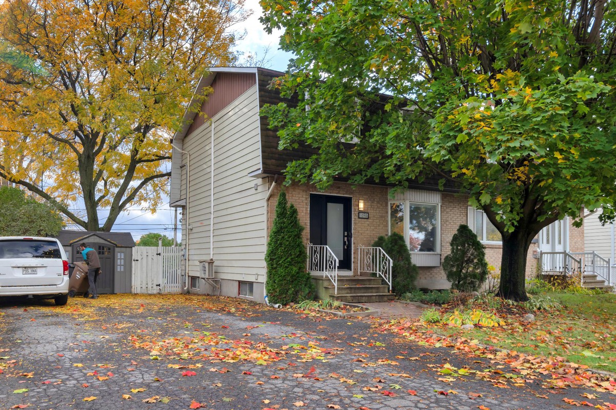 Maison à étages à vendre 1696 Boul. RenéGaultier Varennes Visite libre
