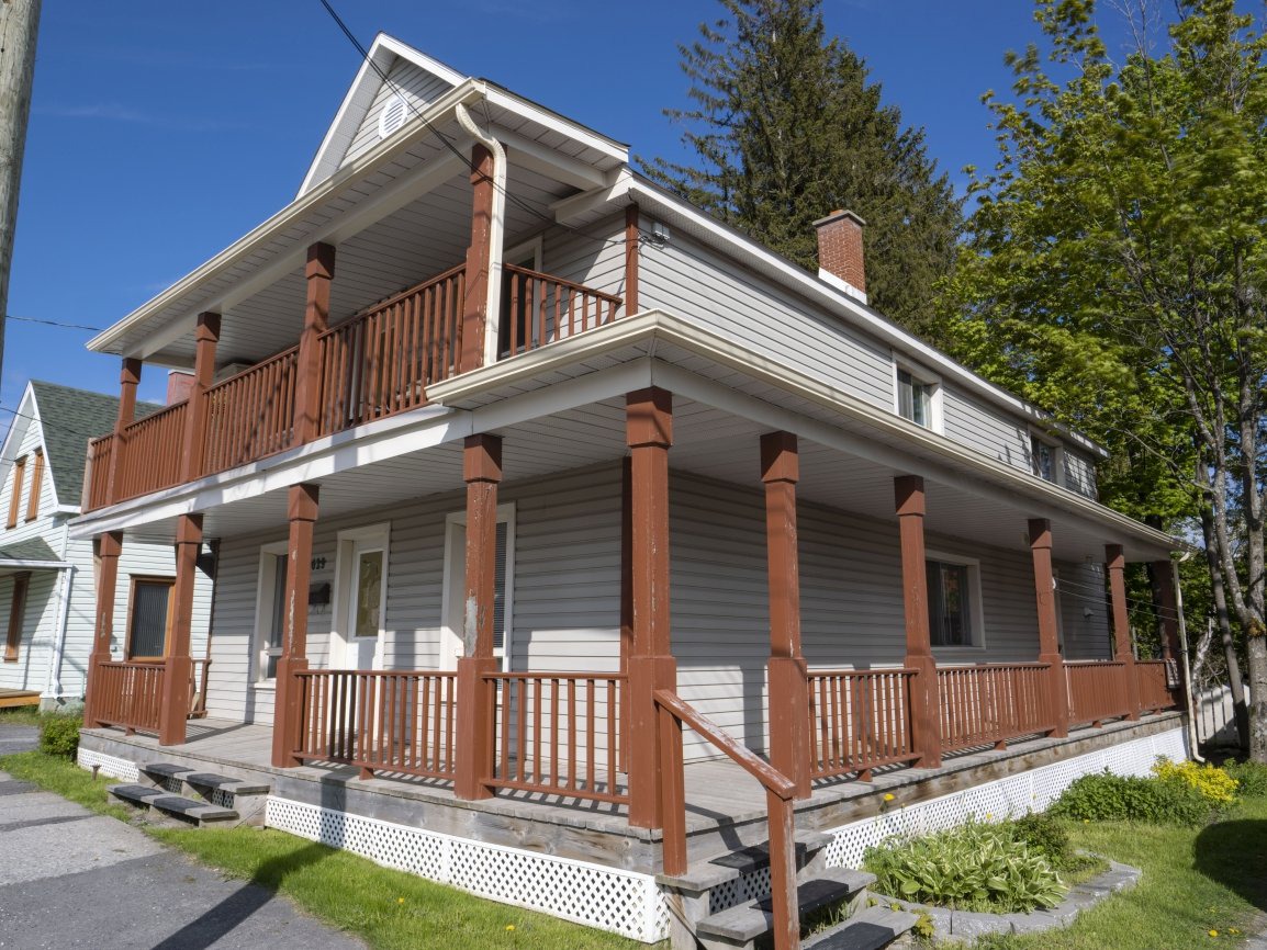 Triplex à vendre 3629 3633 Rue Choquette LacMégantic