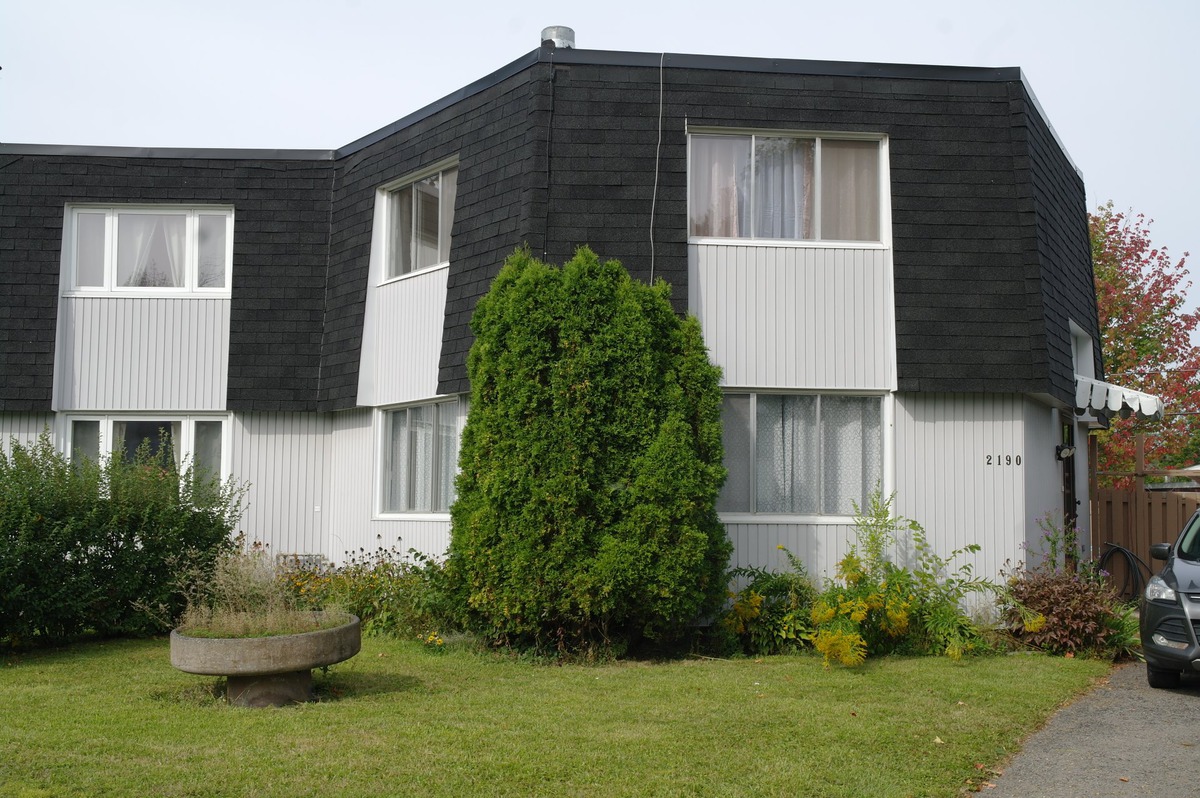 VENDU Maison à étages à vendre 2190 Rue des Abeilles Laval (Auteuil)