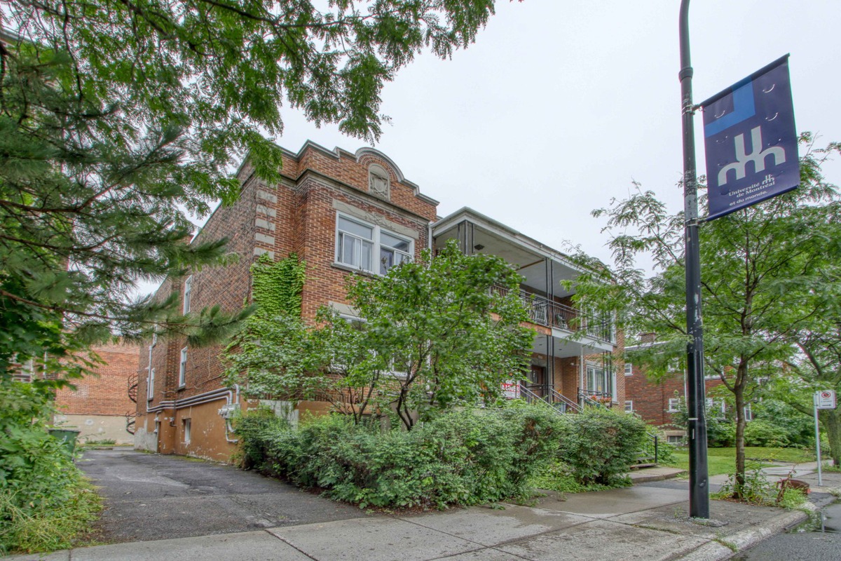 Appartement à louer 2512 Ch. de la CôteSteCatherine Montréal (Côte
