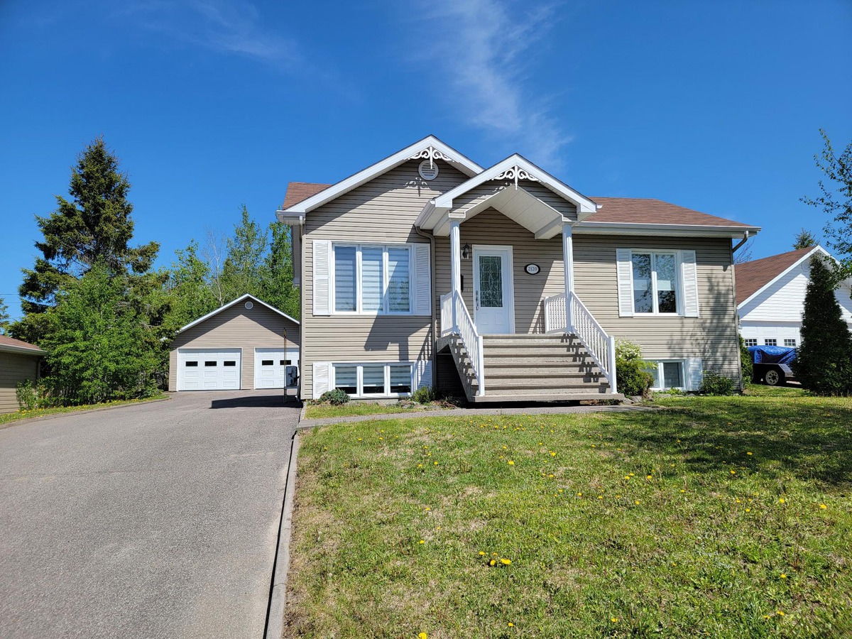 Maison de plainpied à vendre 2120 Rue Beauchemin Saguenay (Jonquière)