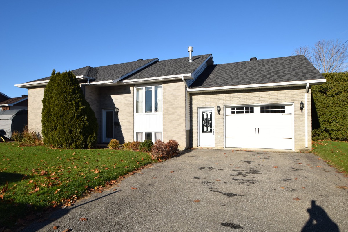 Maison de plainpied à vendre 203 Rue Lemieux SaintRémi