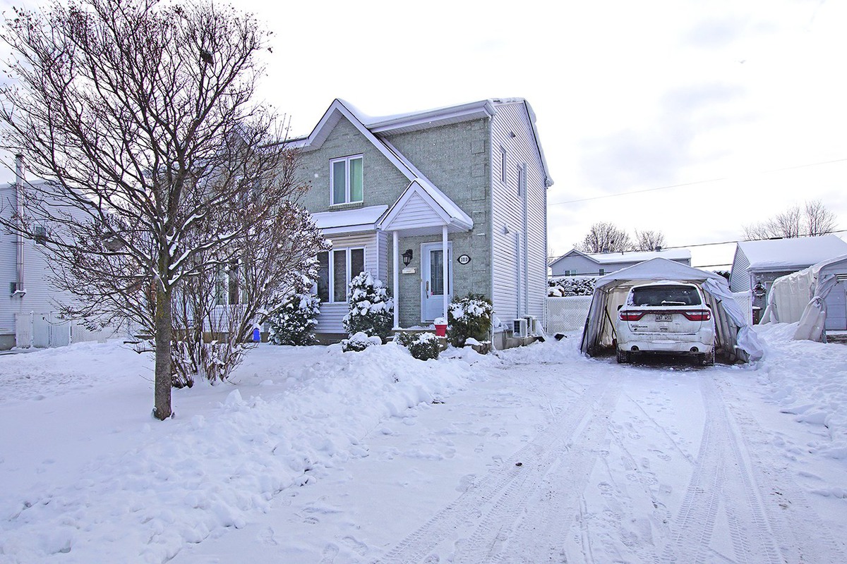 Maison à étages à vendre 1010 Rue des Cerisiers SaintEustache