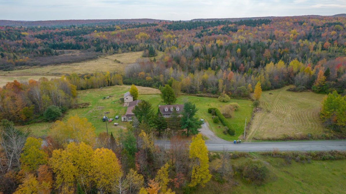 Fermette à vendre 286 Ch. Barr Cleveland