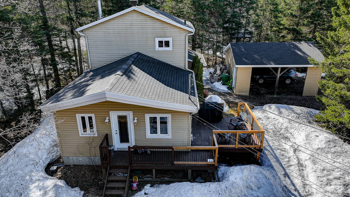 VENDU Maison à un étage et demi à vendre 150 Rue des Libellules