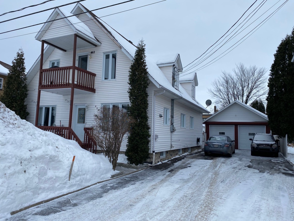 VENDU Duplex à vendre 460 462 Rue Boulanger O. Alma
